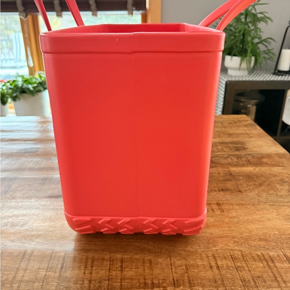 BOGG BAG Vibrant Coral Tote - Picture 2 of 11